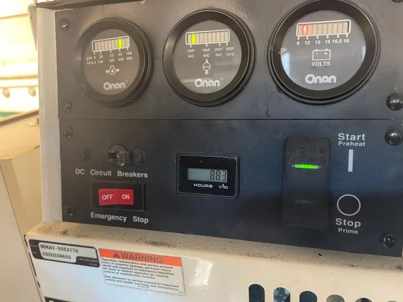 Slide: The Image of Pursuit 3800 Express 2003 - 30