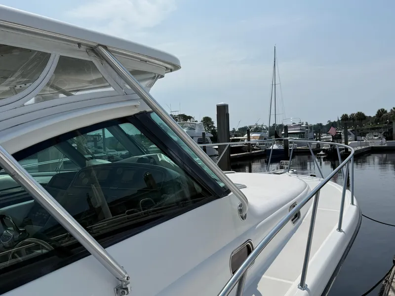 Slide: The Image of Pursuit 3800 Express 2003 - 6