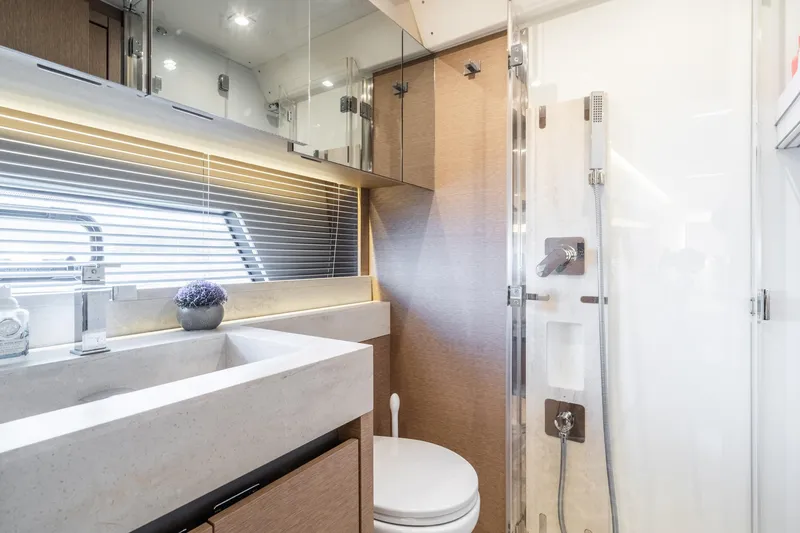 Slide: The Image of Prestige 520S 2019 - 69