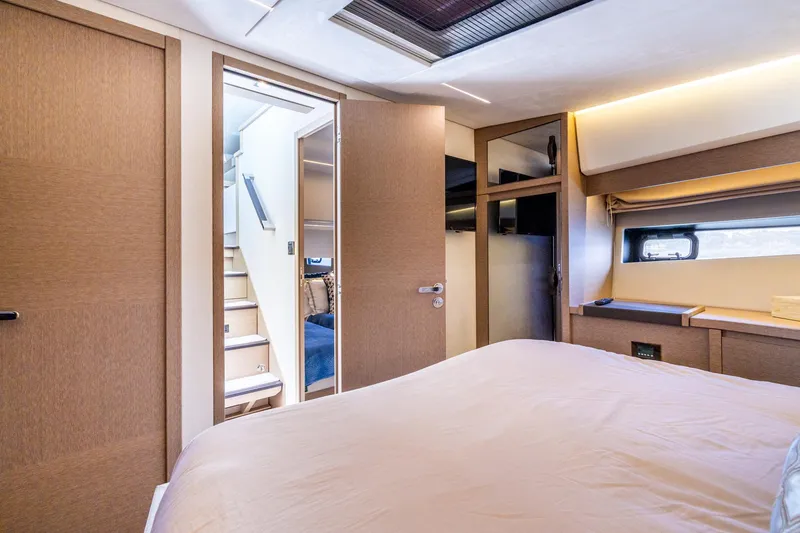 Slide: The Image of Prestige 520S 2019 - 73