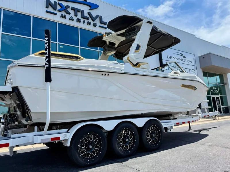 Slide: The Image of Nautique Paragon G23 2026 - 29