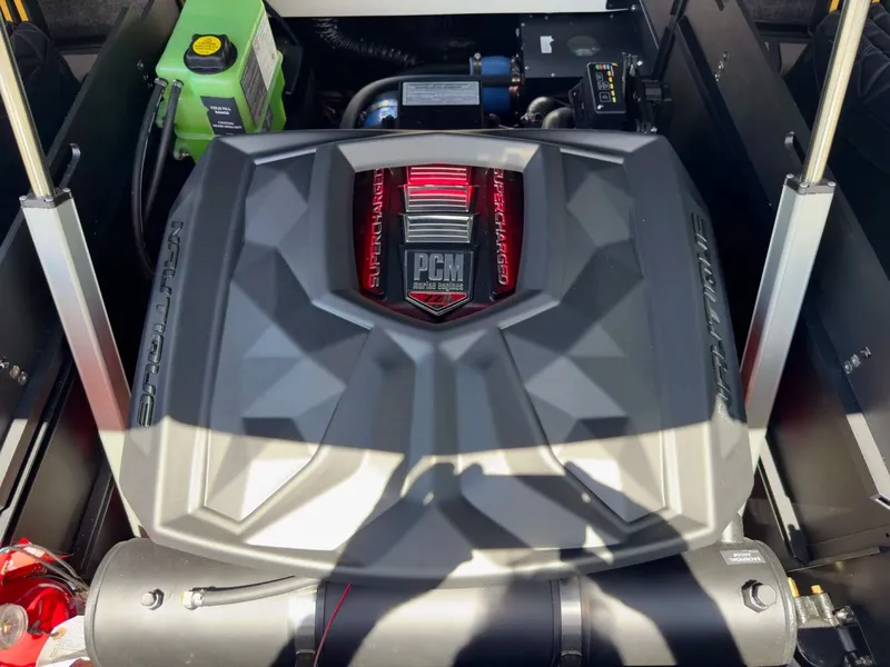 Slide: The Image of Nautique Paragon G23 2026 - 5