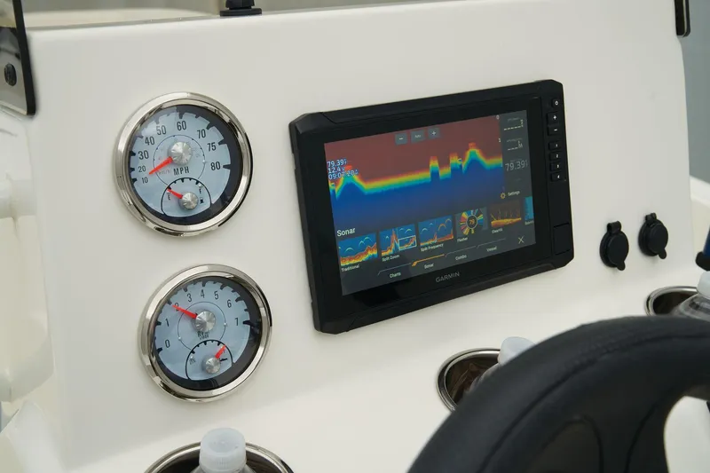 Slide: The Image of Mako Pro Skiff 19 CC 2024 - 42