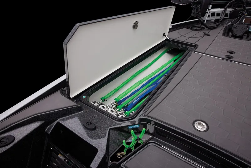 Slide: The Image of Ranger Z520R 2025 - 30