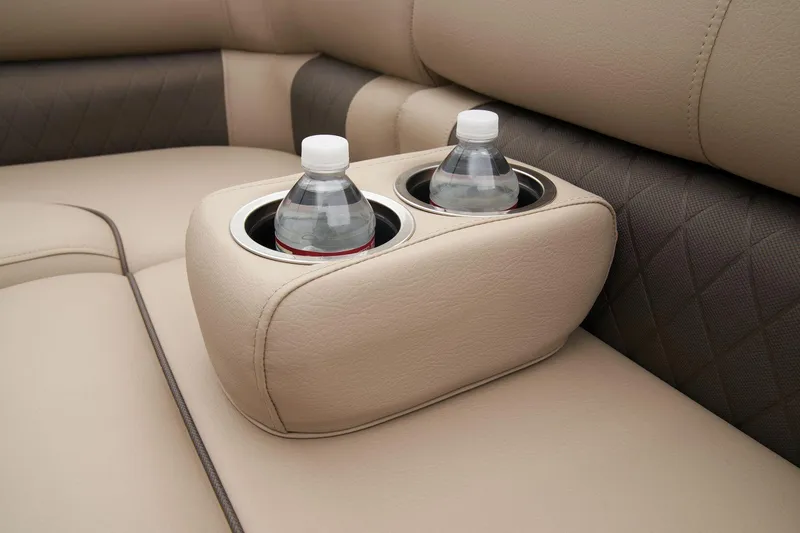 Slide: The Image of Manufacturer Provided Image: Sun Tracker SportFish 20 DLX - 39