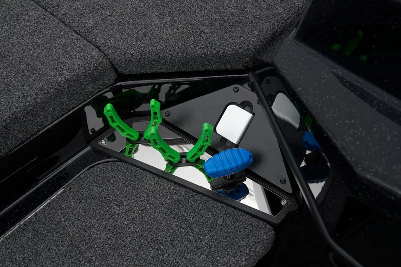 Slide: The Image of Ranger Z519R Cup-Equipped 2025 - 50