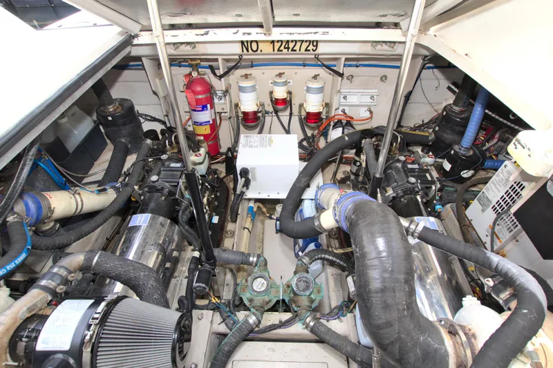 Slide: The Image of Sea Ray 450 Sundancer 2013 - 50