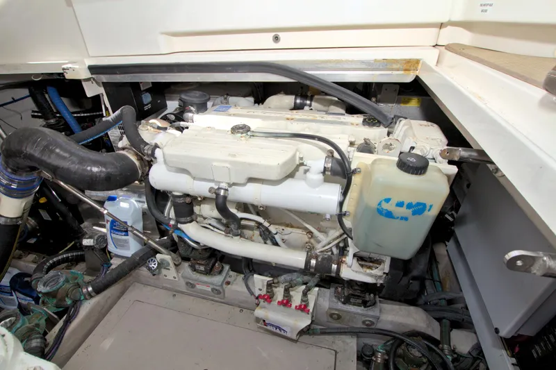 Slide: The Image of Sea Ray 450 Sundancer 2013 - 56