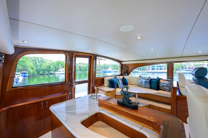 Slide: The Image of Sea Force IX 82 Enclosed Bridge 2004 - 53