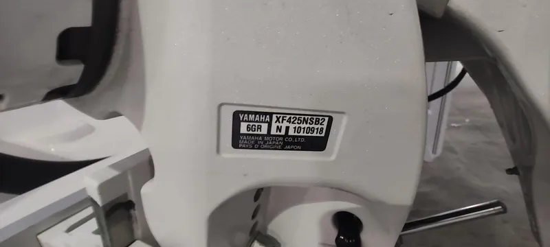 Slide: The Image of Yamaha engine label on 2023 Regulator 26XO boat, model XF425NSB2, serial number 1010918. - 38