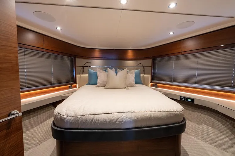 Slide: The Image of VIP stateroom - 59