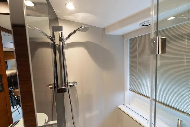 Slide: The Image of Guest shower - 71