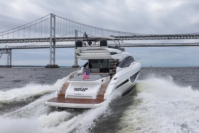 Slide: The Image of Stbd quarter profile - 92