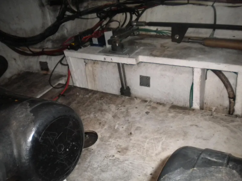 Slide: The Image of Cruisers 3870 Express 1998 - 50