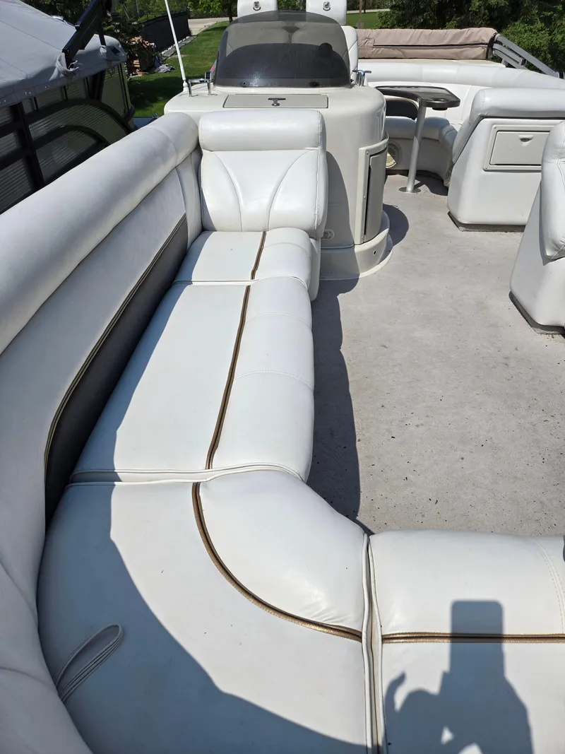 Slide: The Image of Premier 250 Grand Majestic 2006 - 7