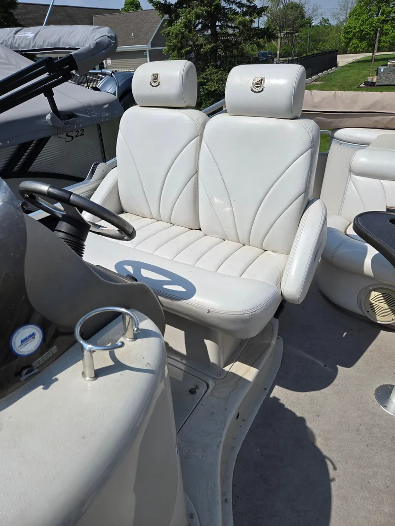 Slide: The Image of Premier 250 Grand Majestic 2006 - 9