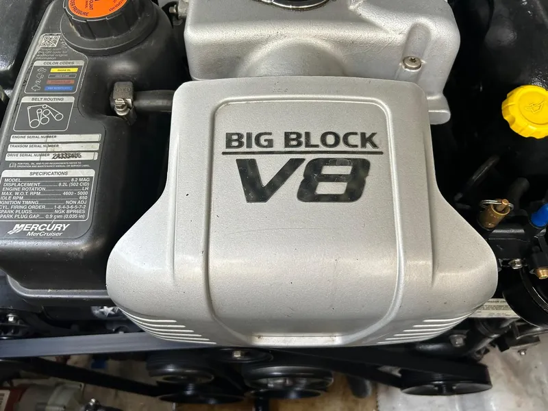 Slide: The Image of 2017 Sea Ray 280 Sundancer engine, featuring a Big Block V8 motor. - 39