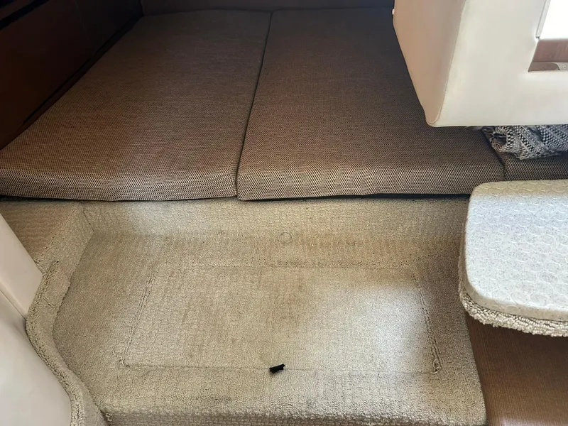 Slide: The Image of Sea Ray 280 Sundancer 2017 - 58