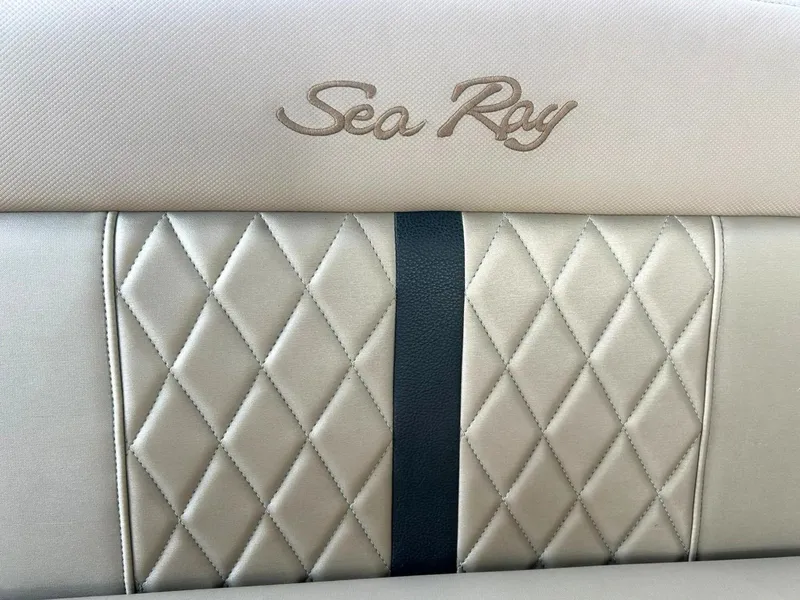 Slide: The Image of Sea Ray 280 Sundancer 2017 - 67