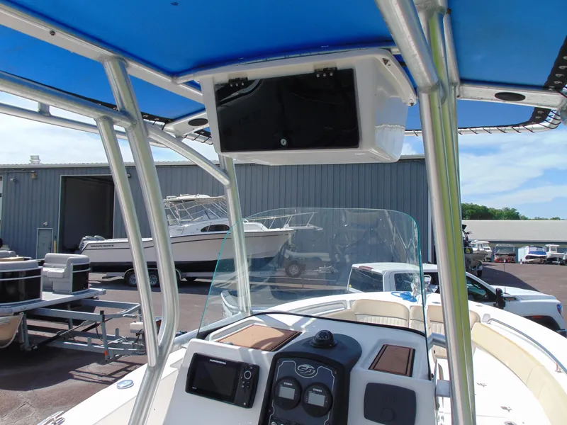 Slide: The Image of Sea Fox 226 Commander 2018 - 7