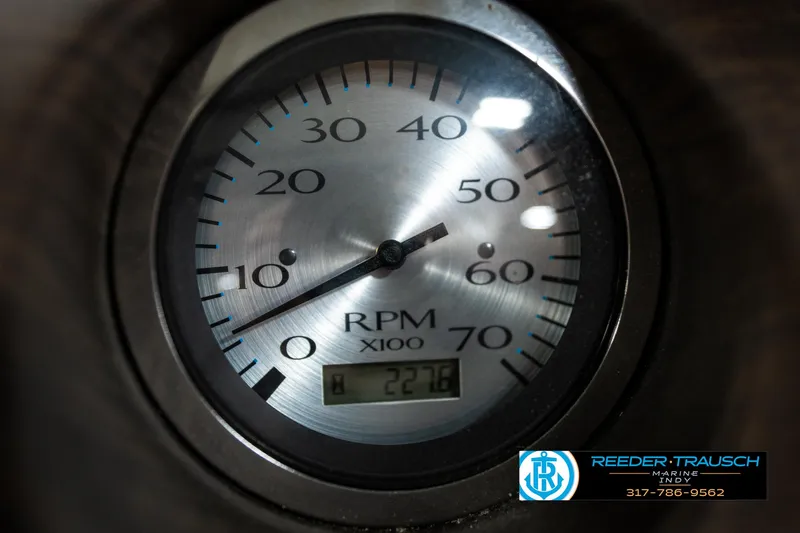 Slide: The Image of Tachometer of 2016 Bennington 20 SLMX showing RPM and hours. - 36