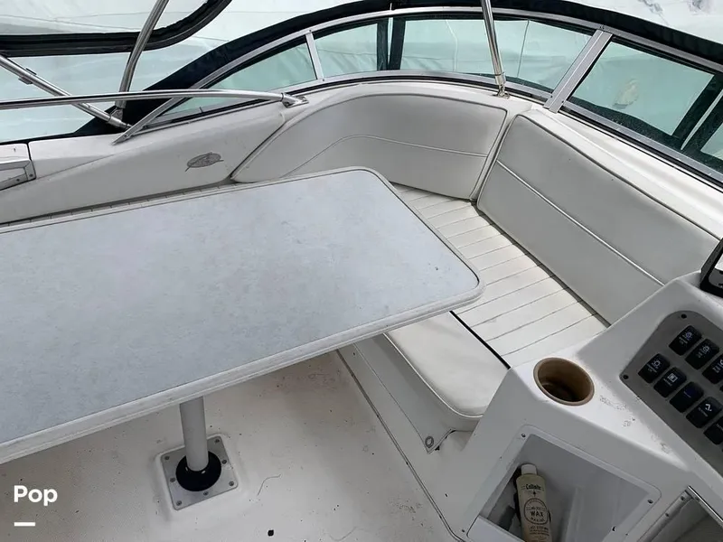 Slide: The Image of 1999 Bayliner Avanti 3258 for sale in Westbrook, CT - 23