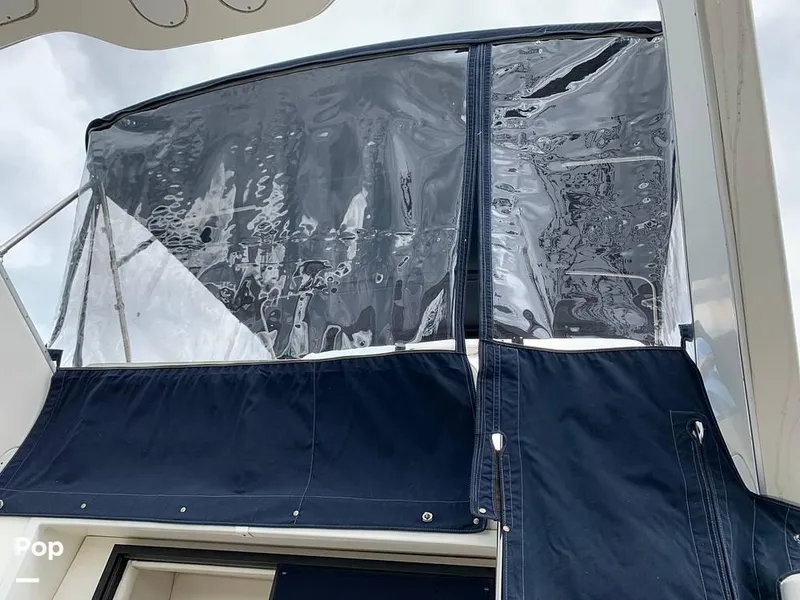 Slide: The Image of 1999 Bayliner Avanti 3258 for sale in Westbrook, CT - 34