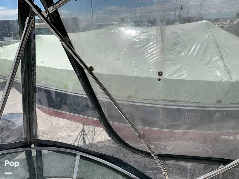 Slide: The Image of 1999 Bayliner Avanti 3258 for sale in Westbrook, CT - 41