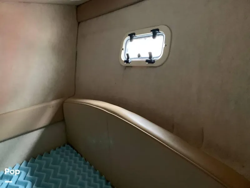 Slide: The Image of 1999 Bayliner Avanti 3258 for sale in Westbrook, CT - 67