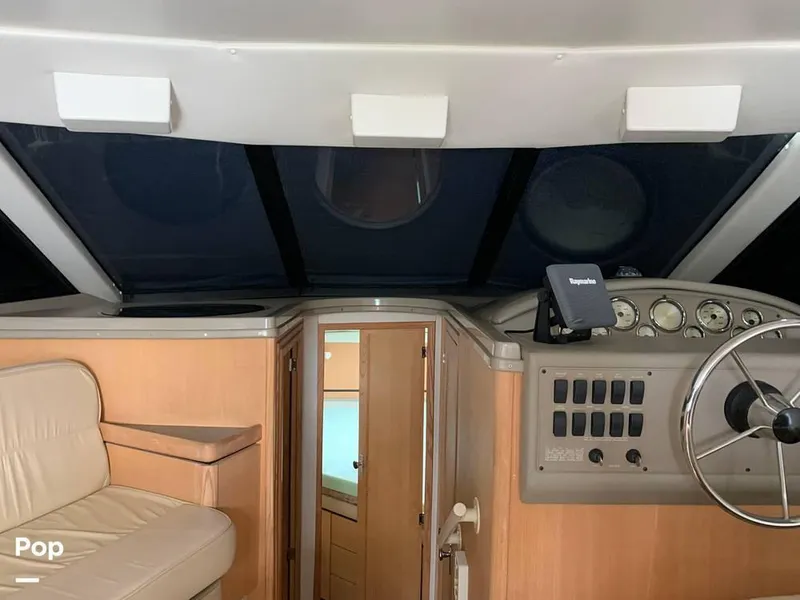 Slide: The Image of 1999 Bayliner Avanti 3258 for sale in Westbrook, CT - 79