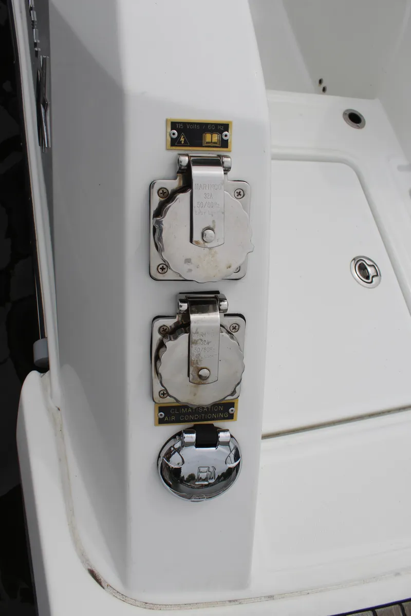 Slide: The Image of Jeanneau Leader 9.0 CC 2023 - 20