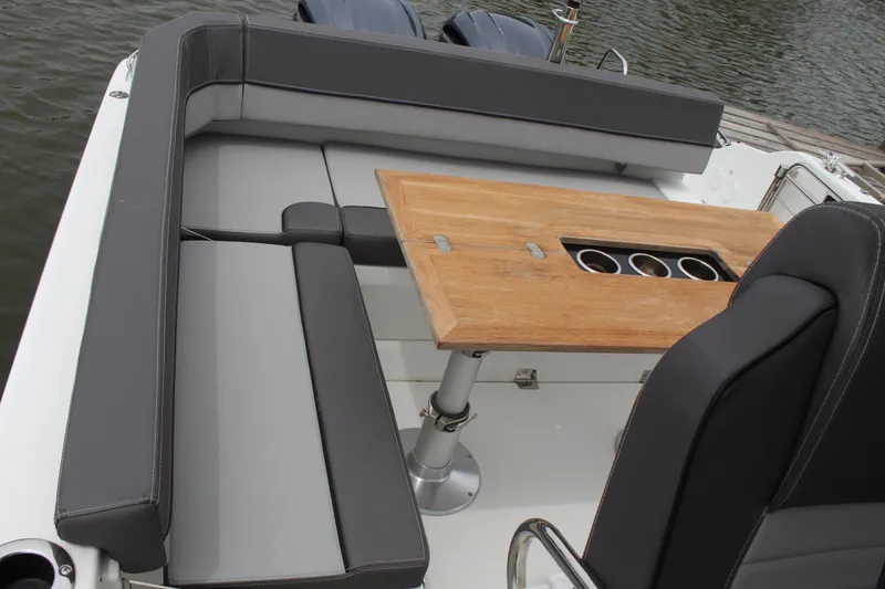 Slide: The Image of Jeanneau Leader 9.0 CC 2023 - 25