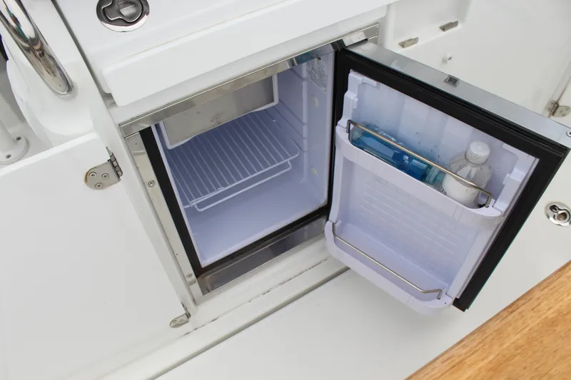 Slide: The Image of Jeanneau Leader 9.0 CC 2023 - 28