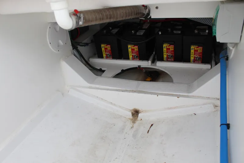 Slide: The Image of Jeanneau Leader 9.0 CC 2023 - 31