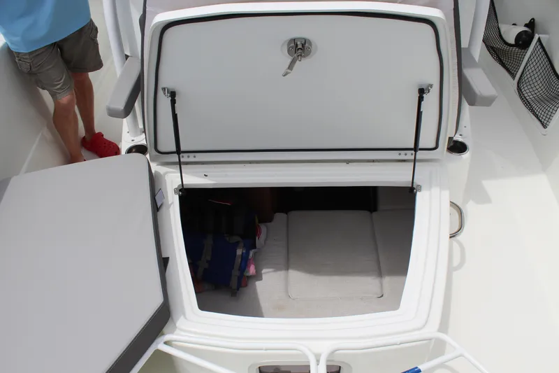 Slide: The Image of Jeanneau Leader 9.0 CC 2023 - 50