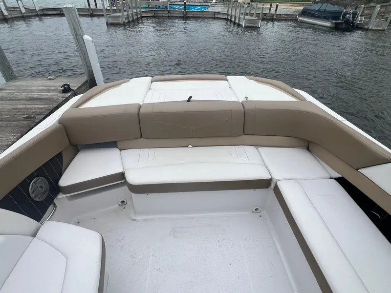 Slide: The Image of 2015 Four Winns 260 Horizon 15 - 15