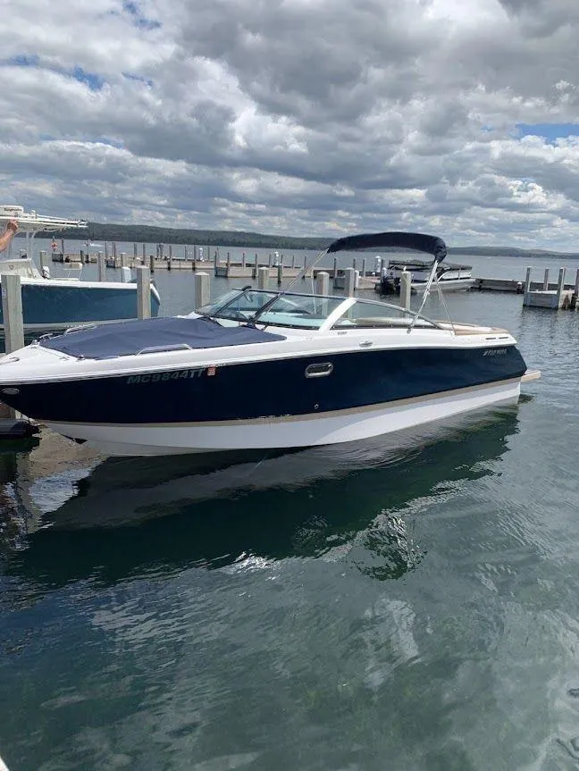 Slide: The Image of 2015 Four Winns 260 Horizon 2 - 2