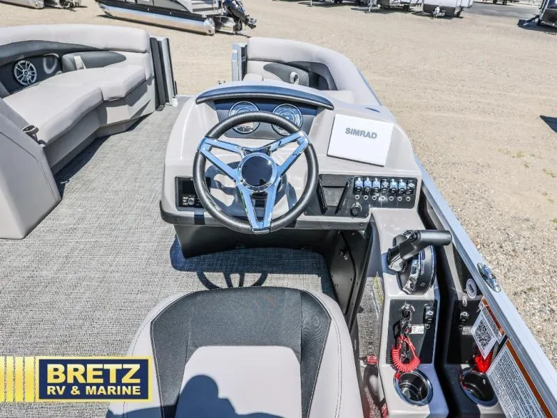 Slide: The Image of Aria A22UC 2025 - 14