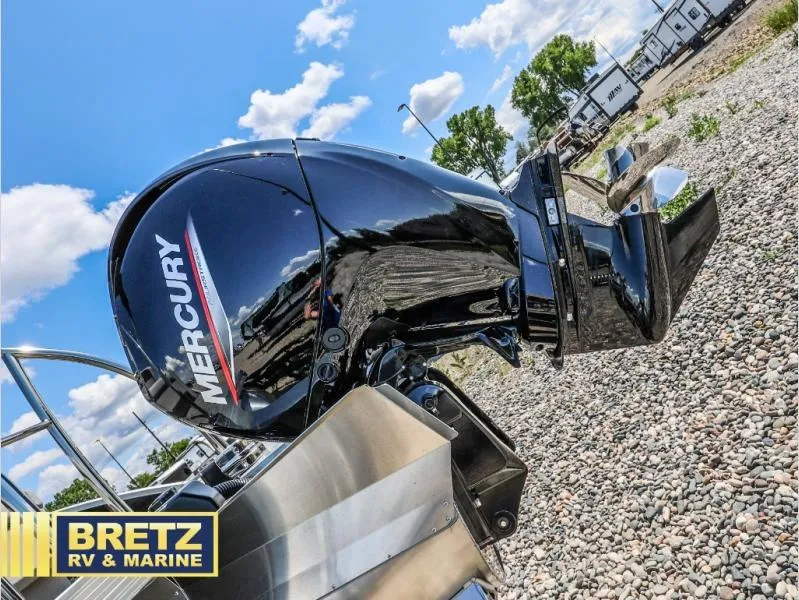 Slide: The Image of Aria A22UC 2025 - 21