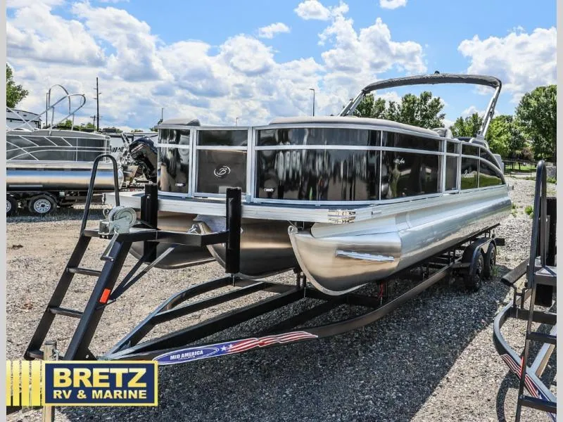 Slide: The Image of Aria A22UC 2025 - 26