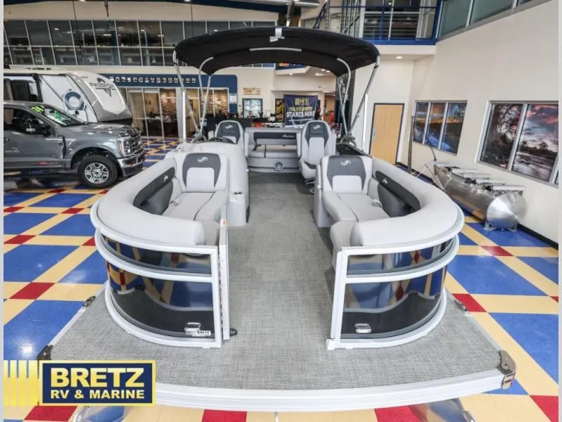 Slide: The Image of Aria A22UC 2025 - 3