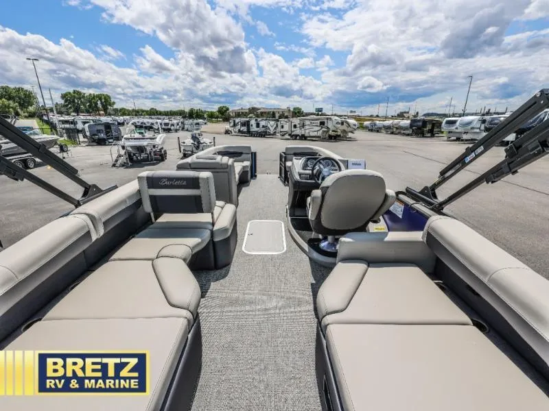 Slide: The Image of Cabrio Mid-Lounge C24M 2025 - 16