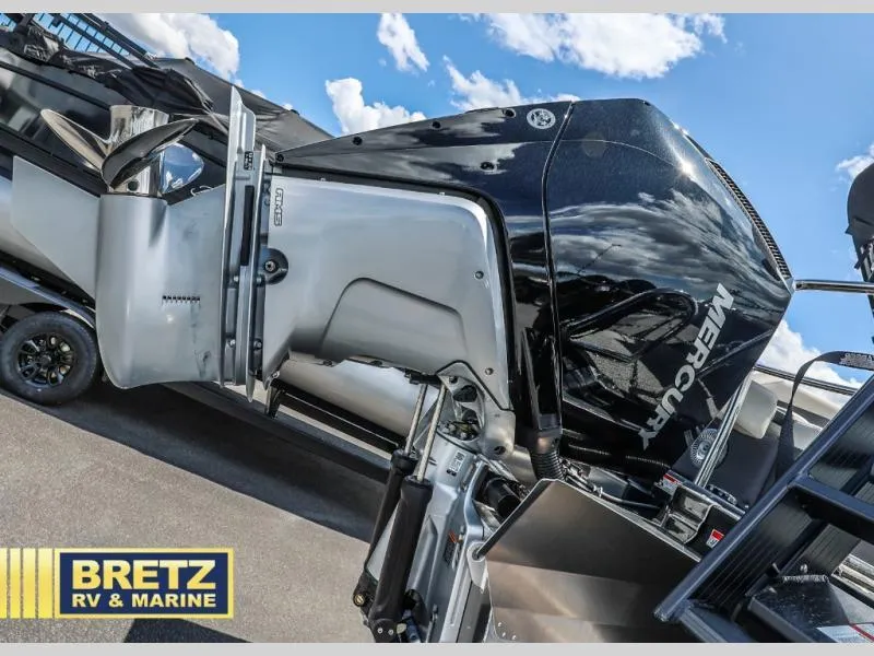 Slide: The Image of Cabrio Mid-Lounge C24M 2025 - 17