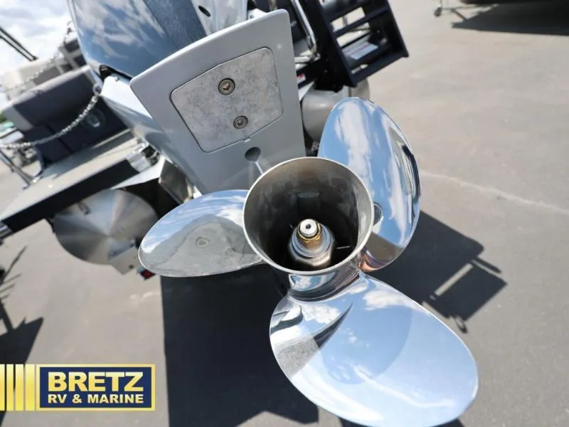 Slide: The Image of Cabrio Mid-Lounge C24M 2025 - 19