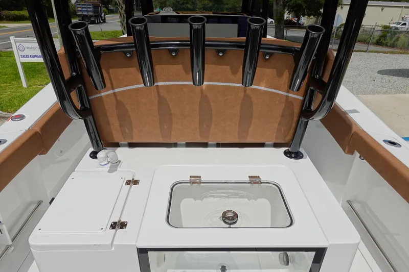 Slide: The Image of Livewell on 2026 Sea Hunt Gamefish 28 FS boat, featuring a sleek, modern design. - 15