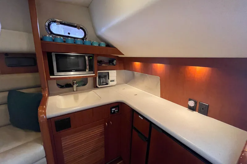 Slide: The Image of Pursuit 3800 Express 2002 - 54