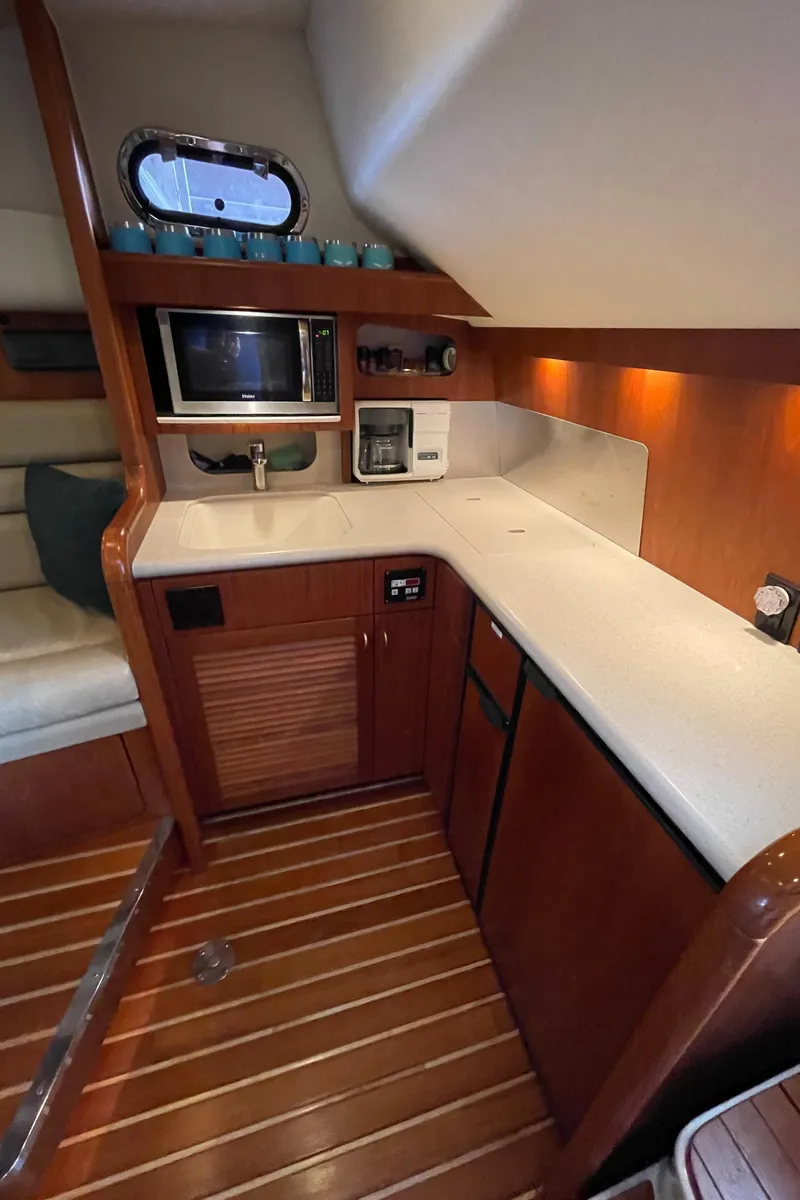 Slide: The Image of Pursuit 3800 Express 2002 - 56