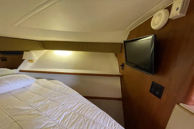 Slide: The Image of Pursuit 3800 Express 2002 - 75