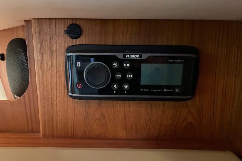 Slide: The Image of Pursuit 3800 Express 2002 - 77