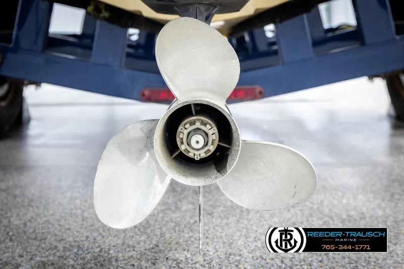Slide: The Image of Propeller of 2008 Regal 1900 boat on display in showroom. - 44